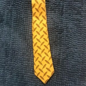 Hermès yellow neck tie excellent condition